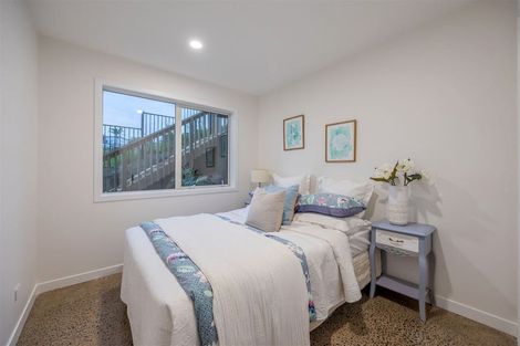 Photo of property in 2 Craigs Way, Hobsonville, Auckland, 0616