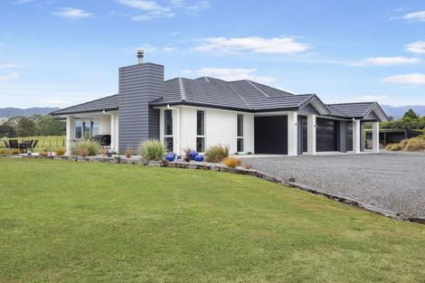 Photo of property in 335 Muhunoa Road East, Muhunoa East, Levin, 5570