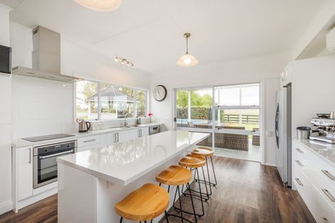 Photo of property in 283 Forlong Road, Colyton, Feilding, 4775