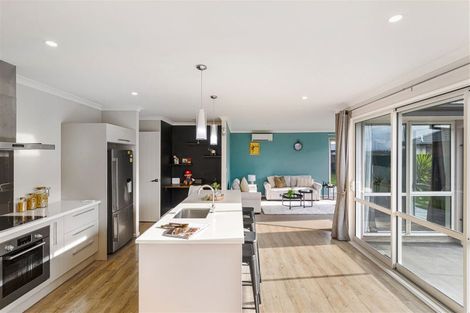 Photo of property in 4 Andesite Drive, Rolleston, 7614