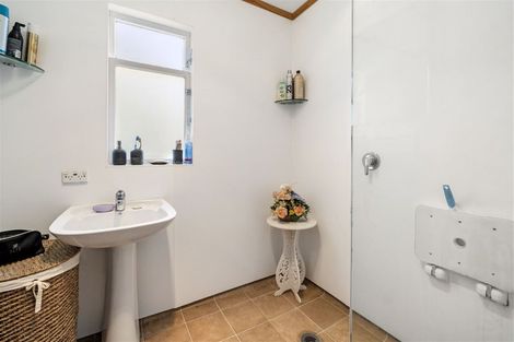 Photo of property in 11a Meadows Avenue, Waiwhetu, Lower Hutt, 5010