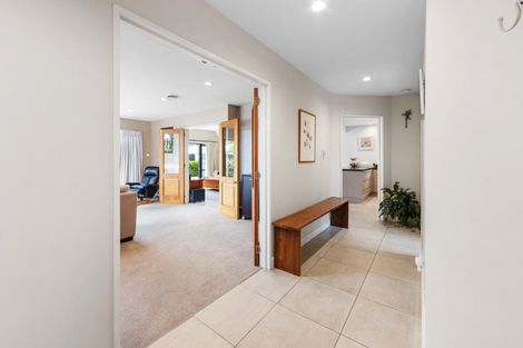 Photo of property in 11 Harlech Mews, Avonhead, Christchurch, 8042