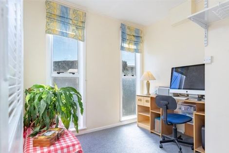 Photo of property in 14 Manor Drive, Stokes Valley, Lower Hutt, 5019