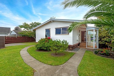 Photo of property in 65 Iranui Road, Inner Kaiti, Gisborne, 4010