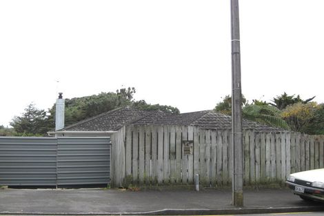 Photo of property in 29 Bonithon Avenue, Moturoa, New Plymouth, 4310