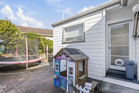 Photo of property in 1/94 Pope Street, Camborne, Porirua, 5026