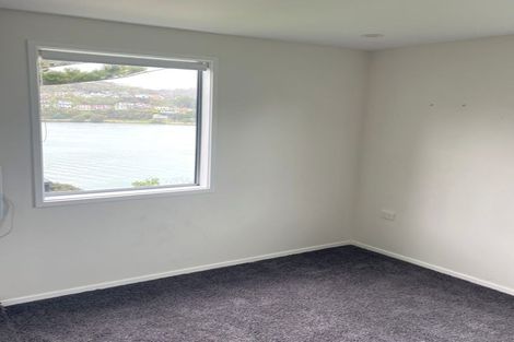 Photo of property in 52 Seaview Road, Paremata, Porirua, 5024