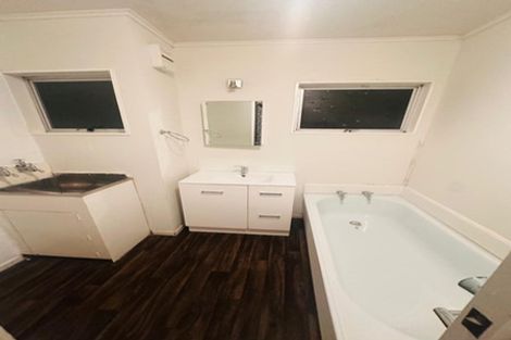 Photo of property in 2/264 Wellington Road, Wainuiomata, Lower Hutt, 5014