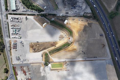 Photo of property in 1159 Great South Road, Runciman, Drury, 2578