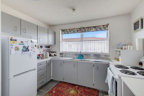 Photo of property in 84 Broadway, Stratford, 4332