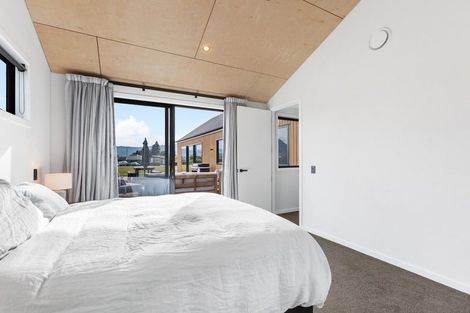 Photo of property in 3 Pepperwood Green, Albert Town, Wanaka, 9305