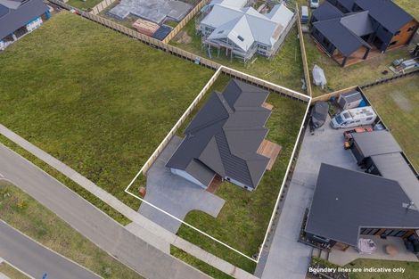 Photo of property in 12 Awatea Drive, Whitianga, 3510