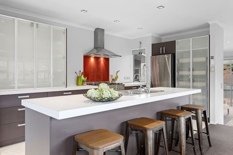 Photo of property in 27 The Fairway, Whakatane, 3120