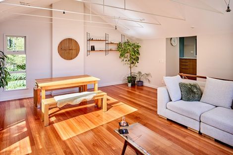 Photo of property in 1a Waitohu Road, York Bay, Lower Hutt, 5013