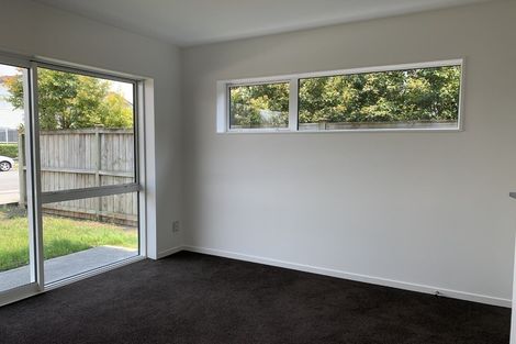 Photo of property in 70 Kerrykeel Drive, Flat Bush, Auckland, 2019