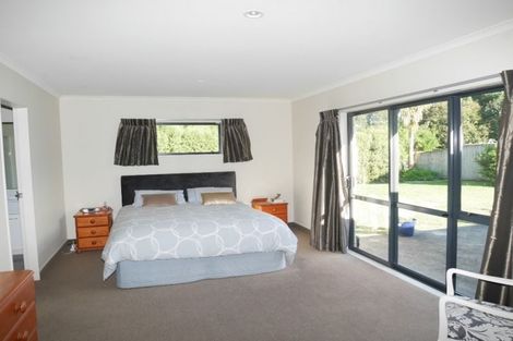 Photo of property in 23 Gandalf Crescent, Paraparaumu, 5032