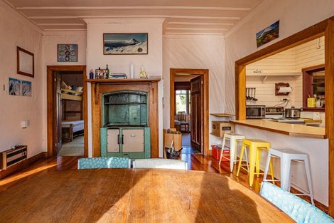 Photo of property in 32 Hukaroa Road, Raetihi, 4632