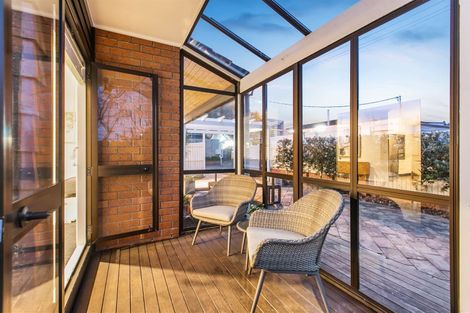 Photo of property in 1a Frieston Road, Milford, Auckland, 0620