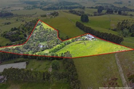 Photo of property in 243 Clevedon Kawakawa Road, Clevedon, Papakura, 2585