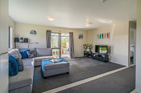 Photo of property in 8 Carina Way, Whitianga, 3510