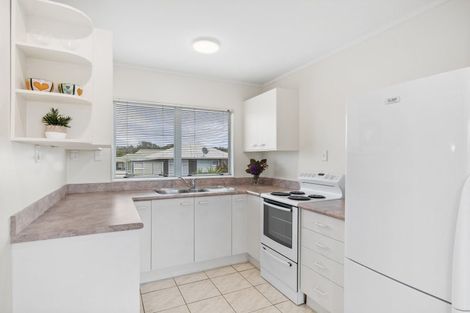 Photo of property in 14 Holiday Crescent, Mangawhai Heads, Mangawhai, 0505