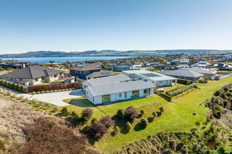 Photo of property in 47 Botanical Heights Drive, Waipahihi, Taupo, 3330
