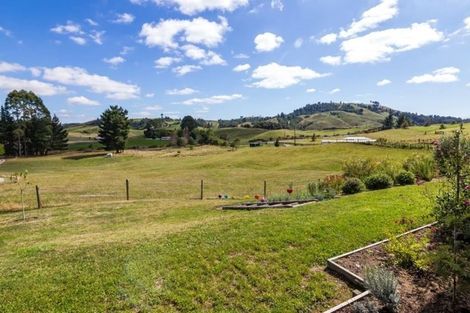 Photo of property in 246 Tuhingamata Road, Oruanui, Taupo, 3384