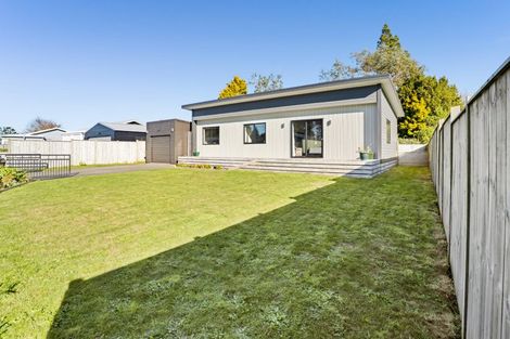 Photo of property in 7 Manatu Lane, Inglewood, 4330