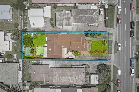 Photo of property in 12 Riverside Road, Orewa, 0931