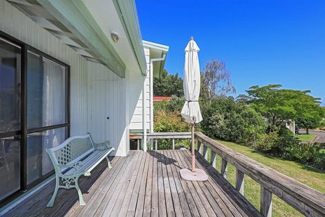 Photo of property in 22 Durham Drive, Havelock North, 4130