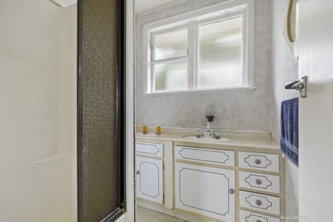 Photo of property in 33 Raukawa Street, Strathmore Park, Wellington, 6022