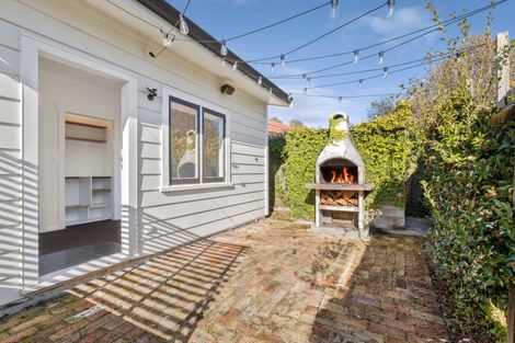 Photo of property in 2a Kelly Road, Cambridge, 3434