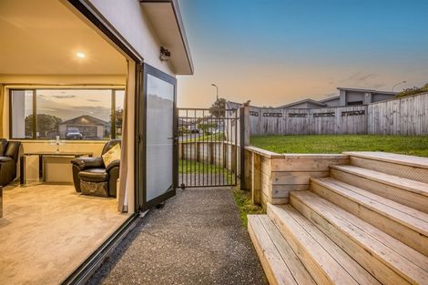 Photo of property in 4 Abel Glen, Aotea, Porirua, 5024