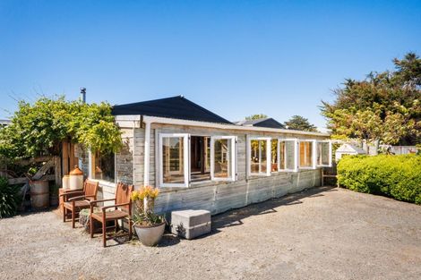 Photo of property in 359 Newbury Line, Bunnythorpe, Palmerston North, 4478