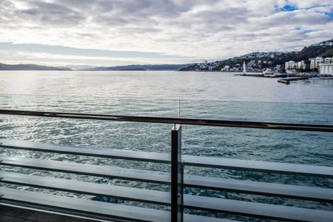 Photo of property in Clyde Quay Wharf, 1a/6 Clyde Quay Wharf, Te Aro, Wellington, 6011