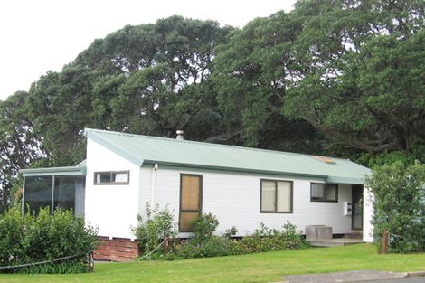 Photo of property in 134 Oratia Place, Onemana, Whangamata, 3691