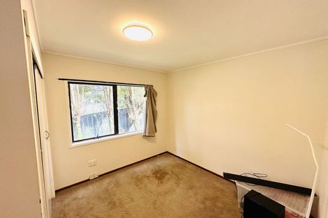 Photo of property in 5 Sandiacre Way, Browns Bay, Auckland, 0630
