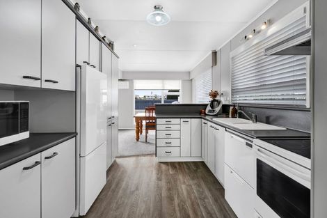 Photo of property in 34 Murray Street, Bell Block, New Plymouth, 4312