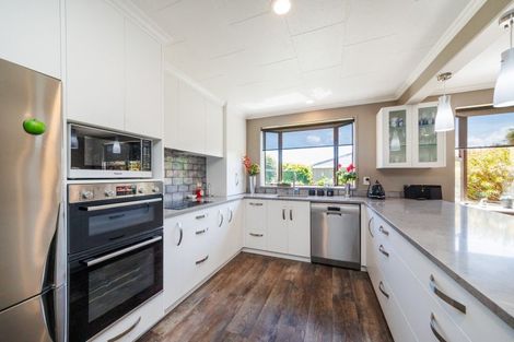 Photo of property in 8 Willowbank Crescent, Feilding, 4702
