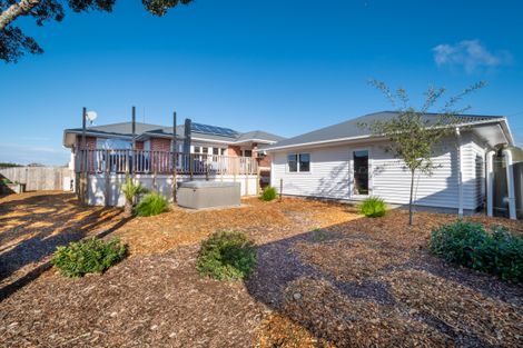 Photo of property in 325a Hobsonville Road, Hobsonville, Auckland, 0618