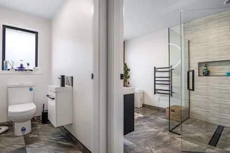 Photo of property in 6 Mcwatters Drive, Ngatea, 3503