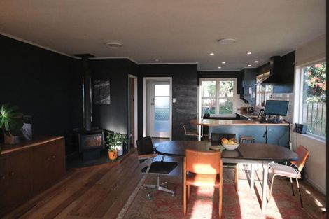 Photo of property in 6 Tainui Street, Castlecliff, Whanganui, 4501