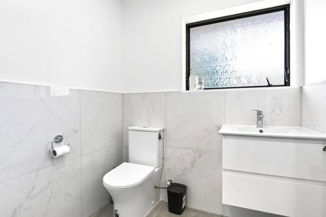 Photo of property in 53 Goodwood Drive, Goodwood Heights, Auckland, 2105