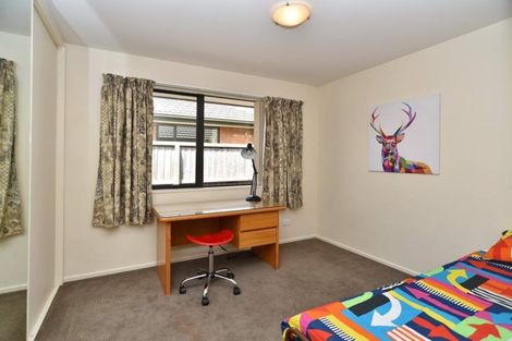 Photo of property in 12 Taunton Place, Rangiora, 7400