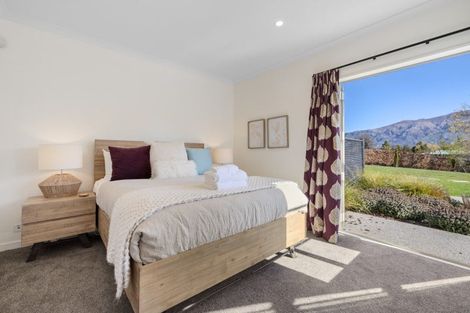 Photo of property in 49 Ridgecrest, Wanaka, 9305