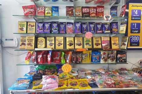 Photo of property in 3 Dennis Avenue, Hillpark, Auckland, 2102