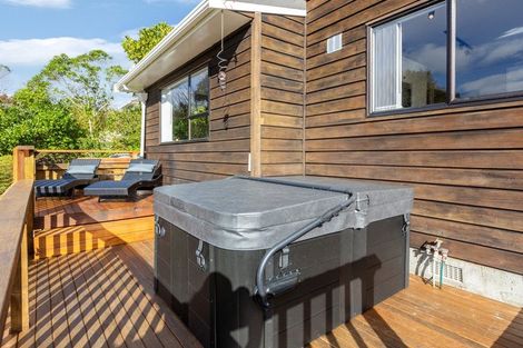 Photo of property in 19 Shackle Lane, Whitby, Porirua, 5024