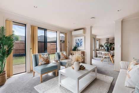 Photo of property in 25 Beachmere Place, Papamoa Beach, Papamoa, 3118