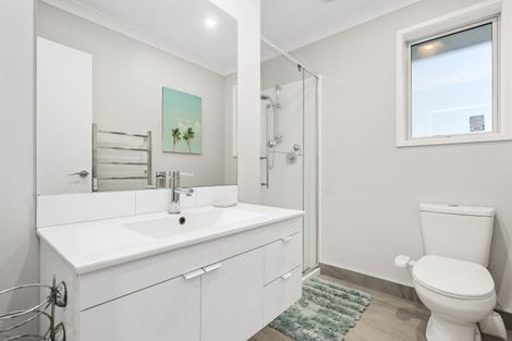 Photo of property in 21 Bob Carter Place, Welcome Bay, Tauranga, 3175