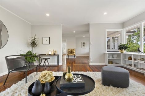 Photo of property in 1/41 College Road, Northcote, Auckland, 0627